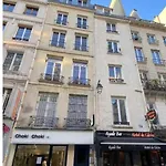 Joli studio au cœur de Paris